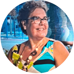 Simplesmente a melhor experiência de contratação que já tive.
O vendedor é um profissional de extrema competência e um ser humano incrível.